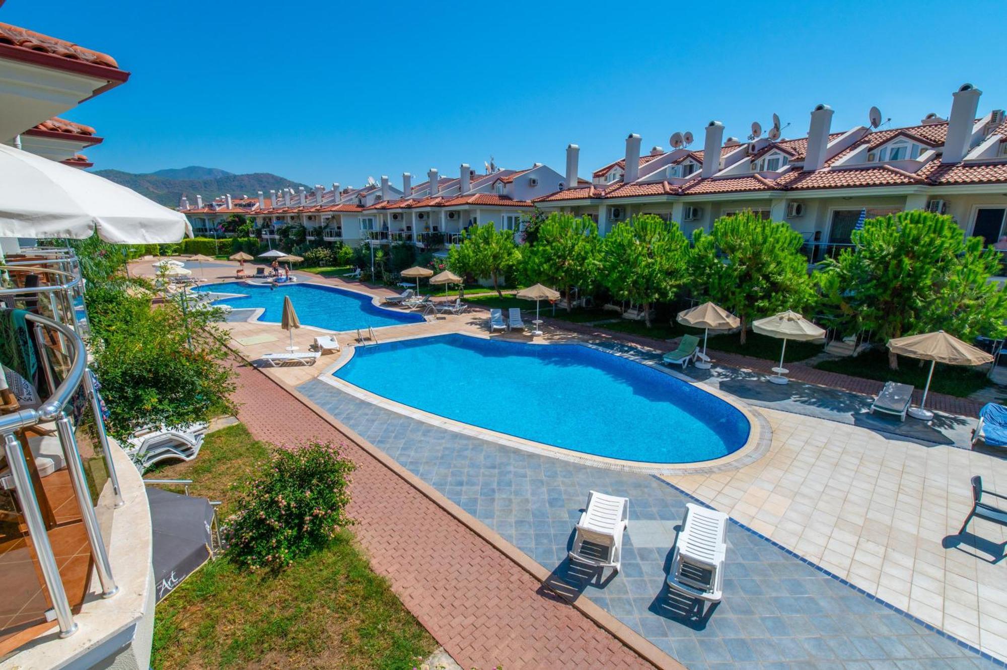 Sunset Aqua Lettings Hotel de apartamente